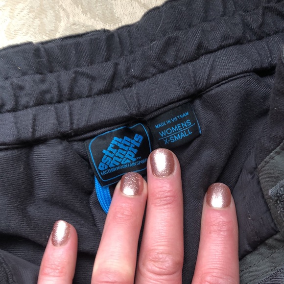 Eastern Mountain Sports Snowboard Pants - Picture 3 of 8